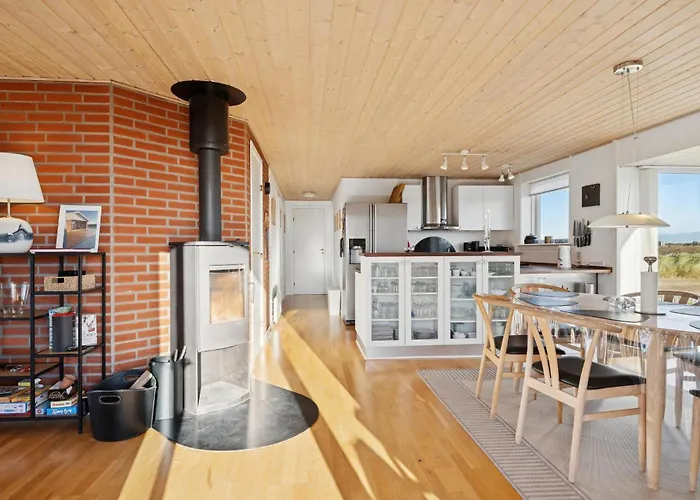 Дом отдыха Amazing In With Sauna